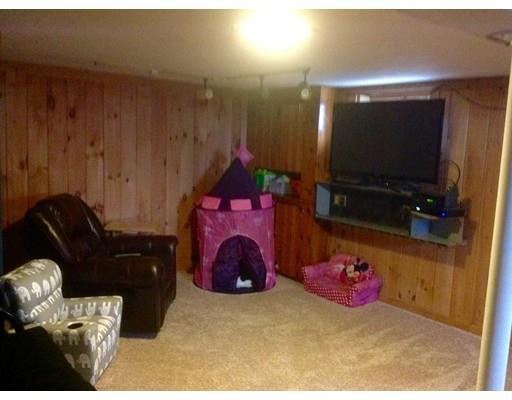 75 Carnavon Cir, Springfield, MA 01109 photo 17