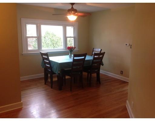 75 Carnavon Cir, Springfield, MA 01109 photo 11