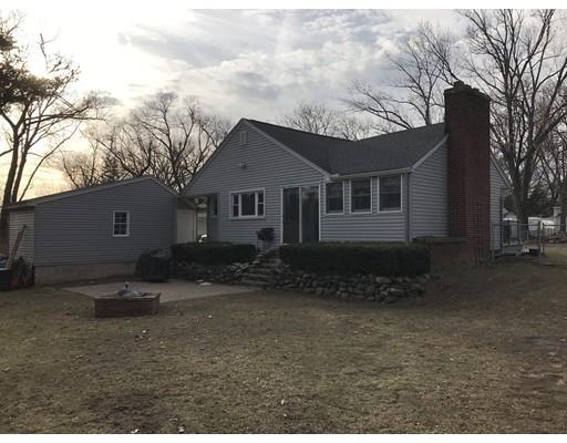 75 Carnavon Cir, Springfield, MA 01109 photo 3