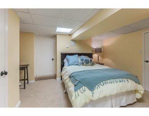 1 Brooks Cir, Beverly, MA 01915 photo 24