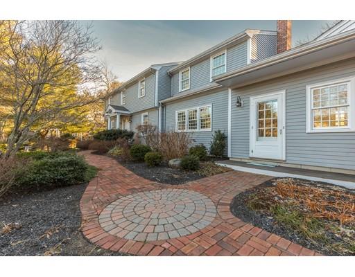 1 Brooks Cir, Beverly, MA 01915 photo 4