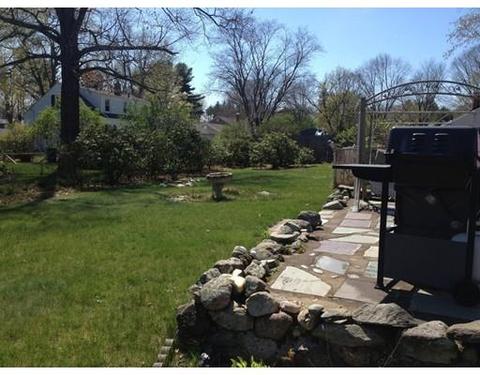 57 Mohawk Dr, Springfield, MA 01129 photo 10