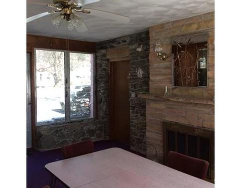 57 Mohawk Dr, Springfield, MA 01129 photo 5