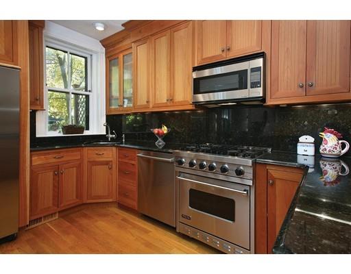 240 Walnut St, Brookline, MA 02445 photo 6