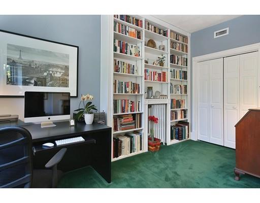 240 Walnut St, Brookline, MA 02445 photo 9