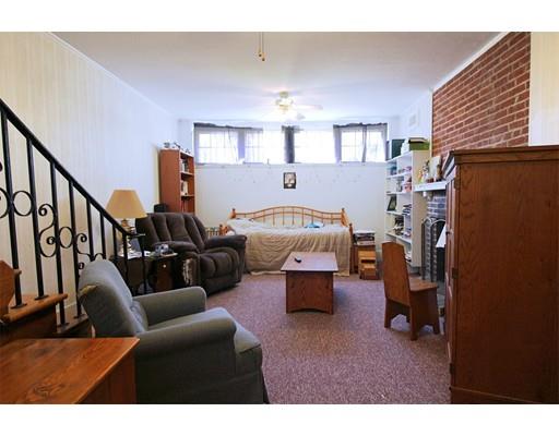 14 Hartwick St, Springfield, MA 01108 photo 18