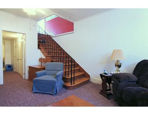 14 Hartwick St, Springfield, MA 01108 photo 16
