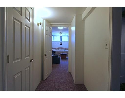 14 Hartwick St, Springfield, MA 01108 photo 19