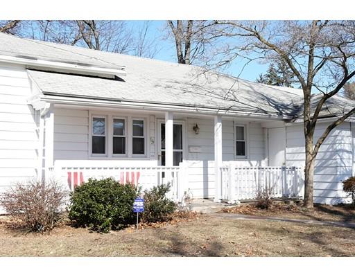 14 Hartwick St, Springfield, MA 01108 photo 2
