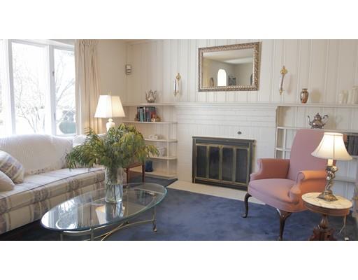 5 Hickory Ln, Danvers, MA 01923 photo 3