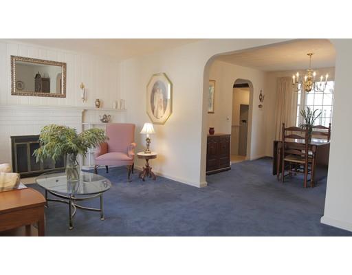 5 Hickory Ln, Danvers, MA 01923 photo 2