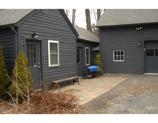 8 Maple St, Sterling, MA 01564 photo 3