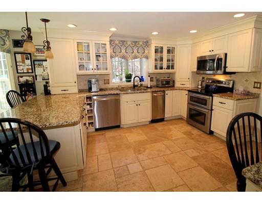 2 Cutter Hill Rd, Hingham, MA 02043 photo 4