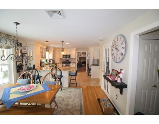 2 Cutter Hill Rd, Hingham, MA 02043 photo 5