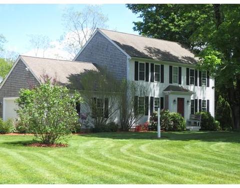 77 Main St, Mashpee, MA 02649 photo 1