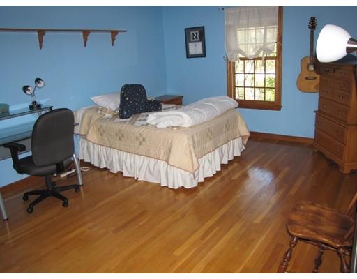 5 Cardinal Ln, Walpole, MA 02081 photo 24
