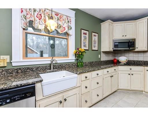 136 Church St, Mansfield, MA 02048 photo 17