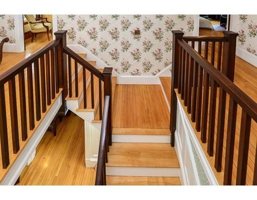 136 Church St, Mansfield, MA 02048 photo 9