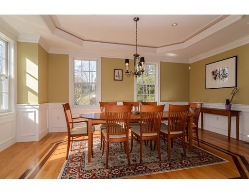 14 Massasoit Rd, Wellesley, MA 02481 photo 4