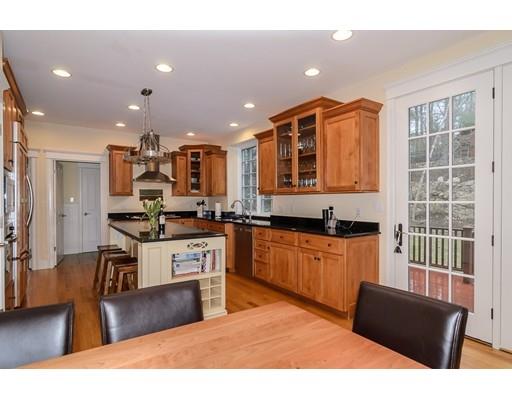 14 Massasoit Rd, Wellesley, MA 02481 photo 7