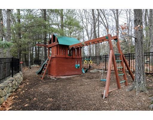 14 Massasoit Rd, Wellesley, MA 02481 photo 27