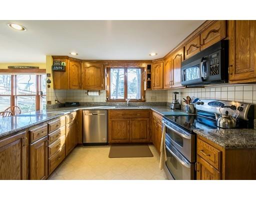 281 Locust St, Danvers, MA 01923 photo 4