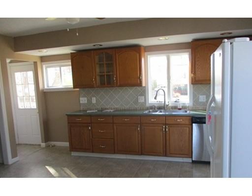 23 Tower St, Webster, MA 01570 photo 3