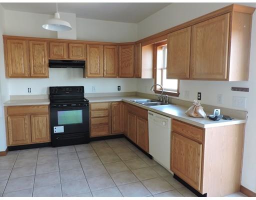 18 Arrowsic St, Worcester, MA 01606 photo 8