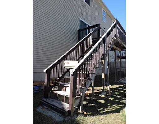 18 Arrowsic St, Worcester, MA 01606 photo 4