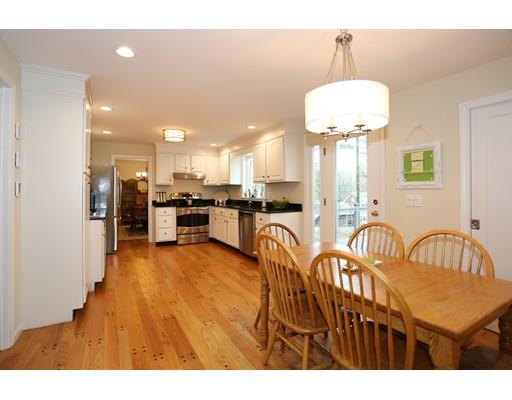2 Laurel Cir, Needham, MA 02492 photo 7