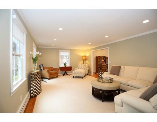 2 Laurel Cir, Needham, MA 02492 photo 3