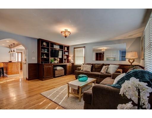 5 Maplewood Ct, Gloucester, MA 01930 photo 6