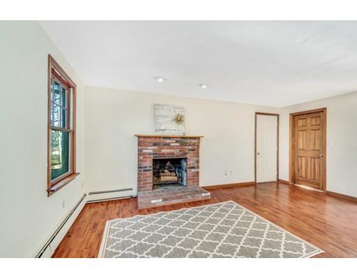 32 A St, Framingham, MA 01701 photo 2