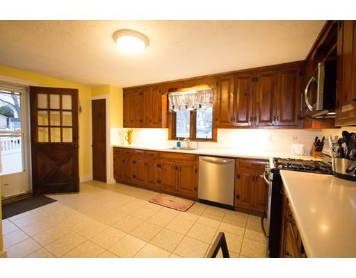 40 Parker St, Maynard, MA 01754 photo 2
