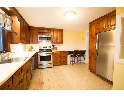 40 Parker St, Maynard, MA 01754 photo 3