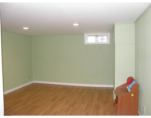 29 Crystal St, Webster, MA 01570 photo 17