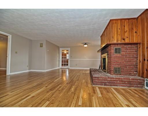 89 Gloucester Ave, Gloucester, MA 01930 photo 5