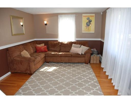 85 Powell Ave, Springfield, MA 01118 photo 4