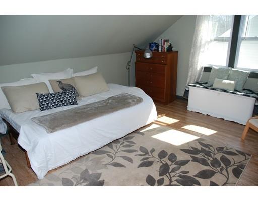 85 Powell Ave, Springfield, MA 01118 photo 16