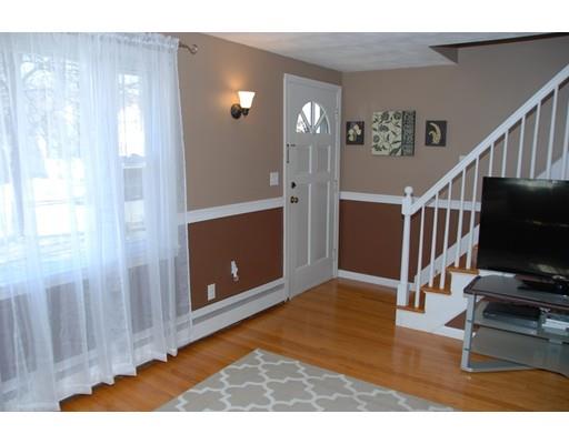 85 Powell Ave, Springfield, MA 01118 photo 2
