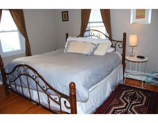 85 Powell Ave, Springfield, MA 01118 photo 11