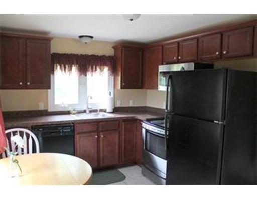 35 Acrebrook Rd, Springfield, MA 01129 photo 14