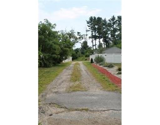35 Acrebrook Rd, Springfield, MA 01129 photo 3