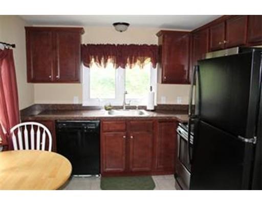 35 Acrebrook Rd, Springfield, MA 01129 photo 15