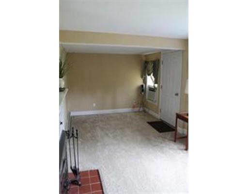 35 Acrebrook Rd, Springfield, MA 01129 photo 11