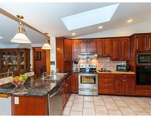 19 Thomas Dr, Framingham, MA 01701 photo 5