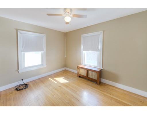27 Eureka St, Springfield, MA 01104 photo 23
