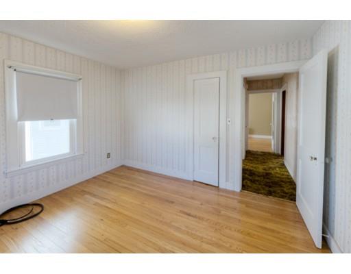 27 Eureka St, Springfield, MA 01104 photo 26