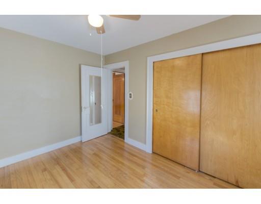27 Eureka St, Springfield, MA 01104 photo 22