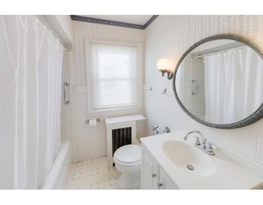27 Eureka St, Springfield, MA 01104 photo 24